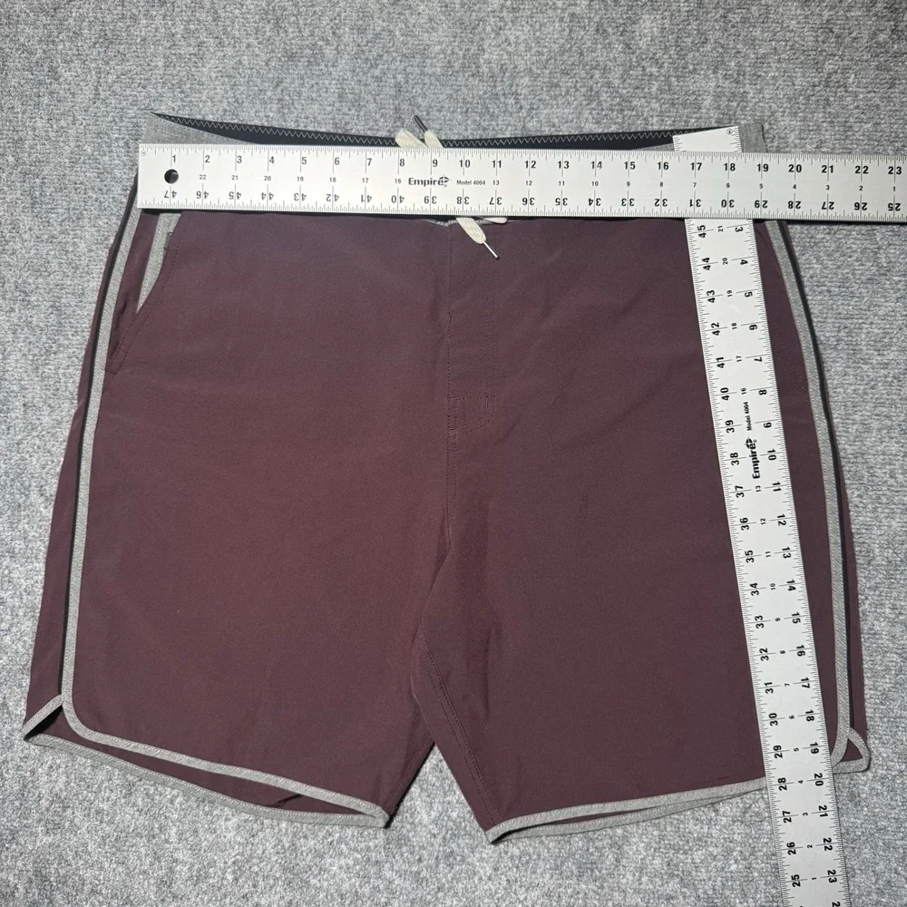Vuori Peak Board Short Burgundy Red Gray Unlined Drawstring Swim Shorts Men 36x8